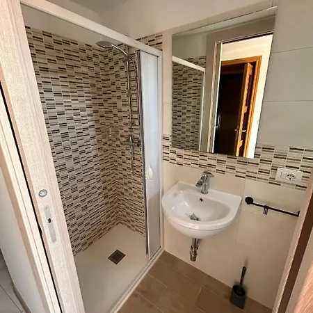 Lb Apartment
